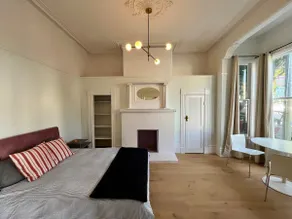 Victorian unit / central location - Image 5