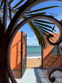 3enba - Beachfront house - Image 2