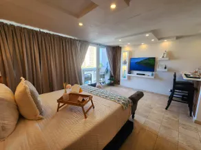 Ocean View Studio - Image 2