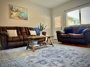 Fun&Family friendly, pool, washer/dryer, KINGbed - Image 5