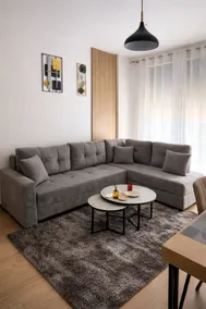 Beachside Apartment with Balcony | Durrës - Image 3