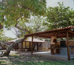 3/4 (1 suite) in Guarajuba 400 meters from the beach - Image 3