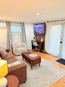 Carmen’s guest suite near route 110 - Image 2