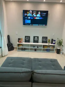 Spacious home in Zanetti - Image 4