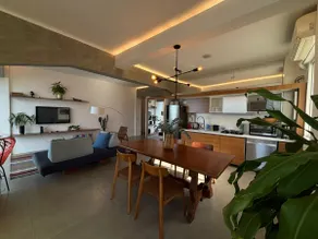 Sophisticated oceanfront apartment in Rio - Image 2