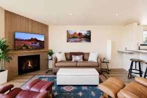 Hummingbird Zen Haven- With Red Rock Views - Image 4