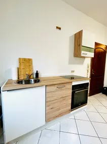 Perfect accommodation for fitters & craftsmen - Image 3