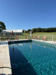 All-inclusive pool and spa, air-conditioned - Image 5