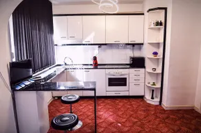 Apartment Japan - Image 4