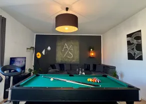 • Billiards • Air Hockey • Kingsize Beds • BBQ - Image 2