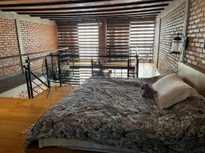 Brooklyn-style loft garage and air conditioning - Image 3