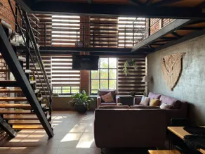 Brooklyn-style loft garage and air conditioning - Image 2