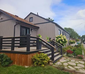Modern Lakefront Escape - Image 2