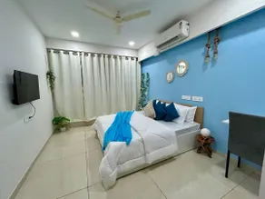 Indigo: Private Studio Apt | WiFi AC Smart Tv - Image 5