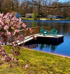 Charming rustic cottage on Moonbeam lake. - Image 3