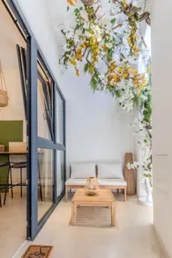 Green & Natural Apartment - Image 3