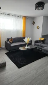Modern and equipped apartment - Image 2