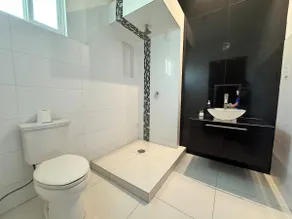 elegant and private king size bed - Image 3