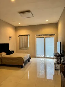 elegant and private king size bed - Image 2