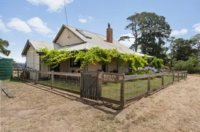 Blue Slate Cottage - Image 2