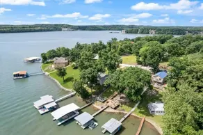 Decked Out | Lakefront + Dock + Kayaks | Sleeps 12 - Image 4
