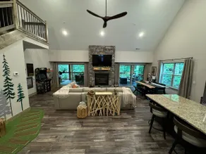 Forest Hill - 3bd/3bth-Private Hot Tub - Image 2
