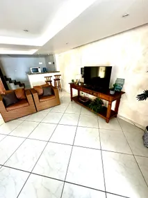 House on the sand - Image 2