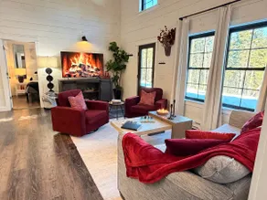 Acadia Pines Retreat HotTub-10 Min Downtown Bangor - Image 2