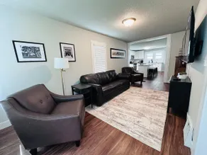 The Talon at QU Stadiums, 2 Bedrooms 1 Bath - Image 3