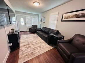 The Talon at QU Stadiums, 2 Bedrooms 1 Bath - Image 4