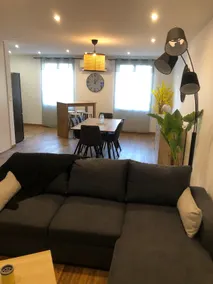 2-Bedroom Apartment in Historic Center, Air-Conditioning, Garage, Parking - Image 2