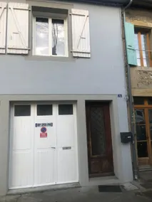 2-Bedroom Apartment in Historic Center, Air-Conditioning, Garage, Parking - Image 3