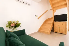 Cozy duplex with A/C and parking near Besançon - Image 5
