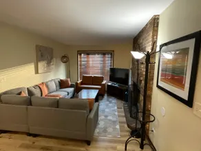 Cozy & comfortable beautiful home - Image 3