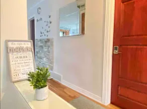 Bright, spacious house near the metro! - Image 4