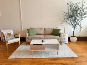 modern downtown loft - Image 2