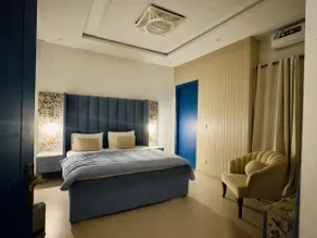 Luxury 2BHK • Pool Table • Smart TV • Scenic View - Image 2