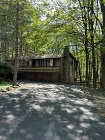 Charming Vacation Home in The Pocono Mountains - Image 3