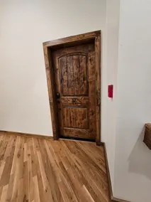 Old Dentist Office now Apartment - Image 3