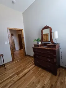Old Dentist Office now Apartment - Image 5