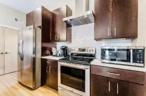The FayYard Condo *Close to Everything!* - Image 5