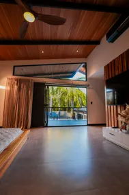 Gey Tropical House - Image 4