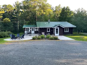 Private Wisconsin log cabin retreat - Image 5