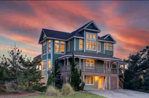 Semi-Oceanfront! Steps to the Beach! - Image 2