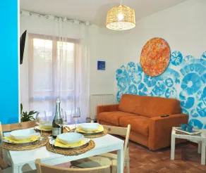 Casa Chicca Sanremo Two-room apartment with parking - Image 3