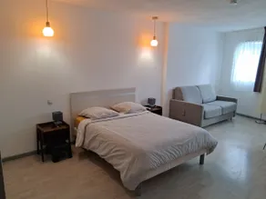 Beautiful studio near the train station - Image 3