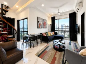 4 BHK Duplex Premium Suite Off Linking Road - Image 4