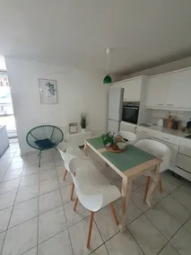 ”Sun” apartment (Parking + Air conditioning + Terrace) - Image 5