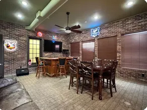 The Block Vacation Rental - Image 3