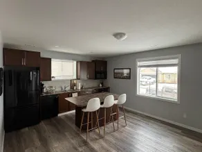 Sip On Celeste 2Bed 1Bath Garden Suite - Image 2